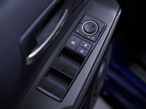 Used 2022 Lexus IS 350 F Sport image 17