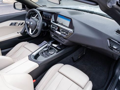 Used 2019 BMW Z4 sDrive30i w/ Premium Package image 24