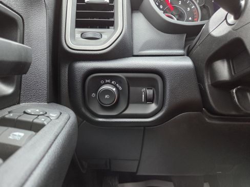 New 2026 RAM 3500 Tradesman AWD/4WD image 40