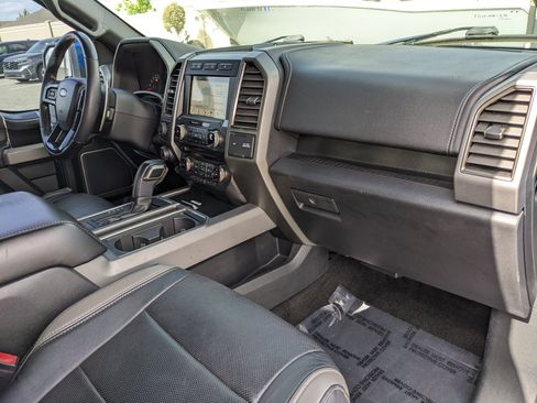 Used 2018 Ford F150 Raptor w/ Equipment Group 802A Luxury image 15