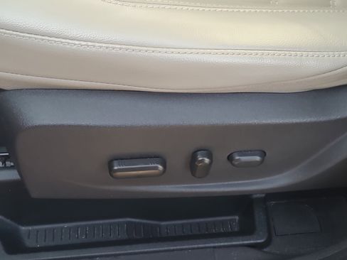 Used 2018 Ford Escape SEL image 14