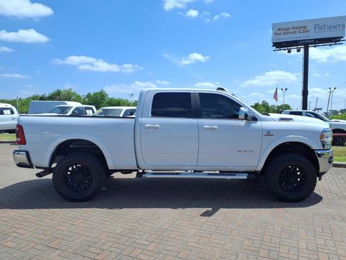 Used 2022 RAM 2500 Laramie AWD/4WD image 4