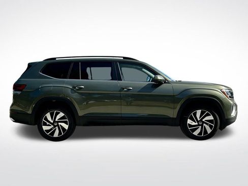New 2026 Volkswagen Atlas SE image 4