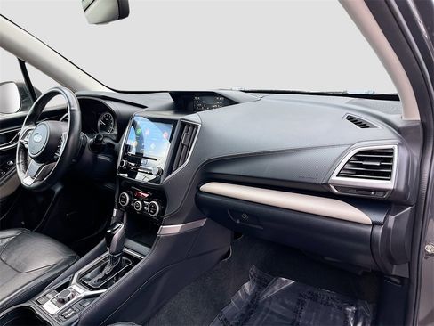 Used 2022 Subaru Forester Limited image 30