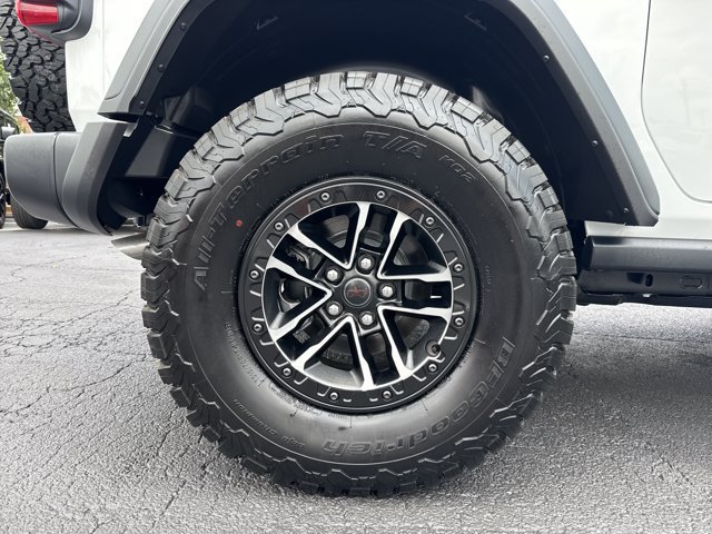 Used 2026 Jeep Wrangler Rubicon w/ Xtreme 35 Tire Package AWD/4WD image 19