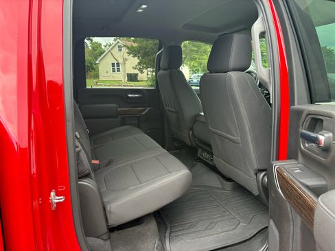 Used 2022 GMC Sierra 2500 SLE w/ SLE Value Package; image 24