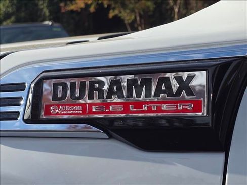 New 2026 GMC Sierra 2500 SLT w/ SLT Premium Package image 6