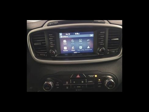 Used 2017 Kia Sorento FWD w/ LX Convenience Package image 22