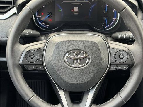 Certified 2025 Toyota RAV4 XLE Premium image 11