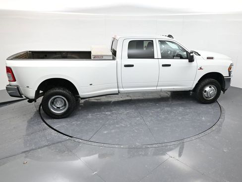 Used 2024 RAM 3500 Tradesman w/ Chrome Appearance Group image 41