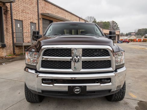 Used 2017 RAM 2500 Tradesman w/ Chrome Appearance Group image 16