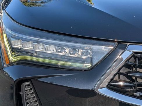 Used 2022 Acura RDX FWD w/ Technology Package image 9