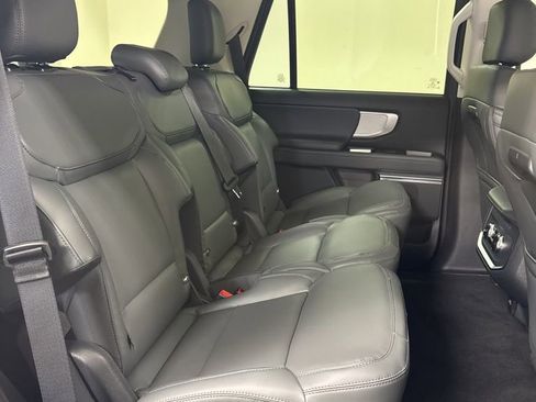 New 2026 Ford Expedition Active image 36