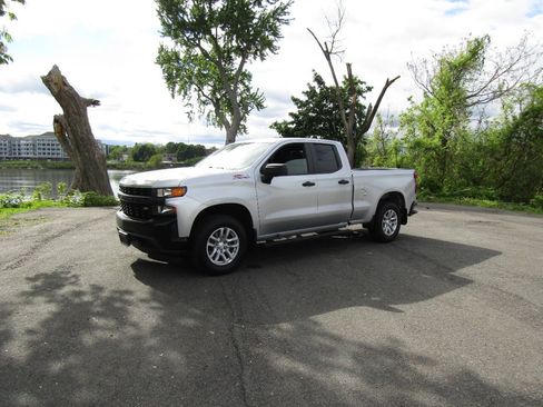 Used 2022 Chevrolet Silverado 1500 W/T w/ WT Value Package AWD/4WD image 35