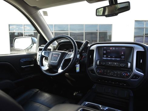 Used 2015 GMC Sierra 1500 SLT w/ SLT Crew Cab Value Package image 16