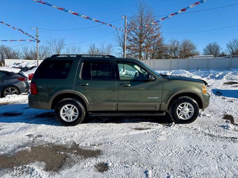 Used 2002 Ford Explorer XLT image 6