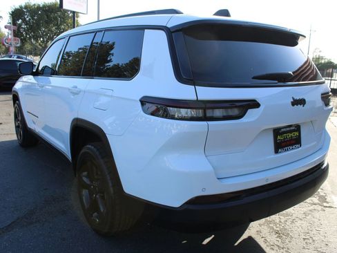 Used 2023 Jeep Grand Cherokee L Laredo RWD image 38