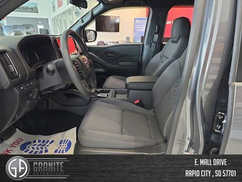 New 2026 Nissan Frontier SV w/ SV Convenience Package AWD/4WD image 9