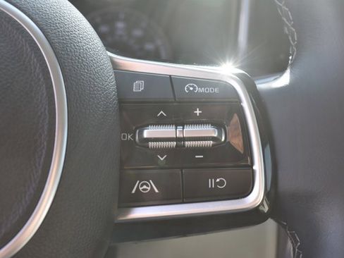 Used 2022 Kia Sorento S image 21