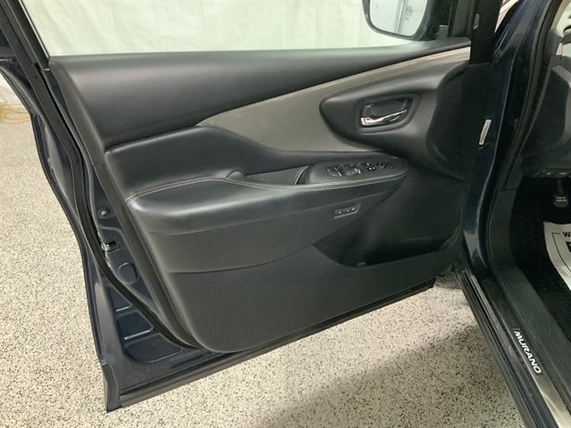 Used 2017 Nissan Murano SL w/ SL Technology Package AWD/4WD image 14