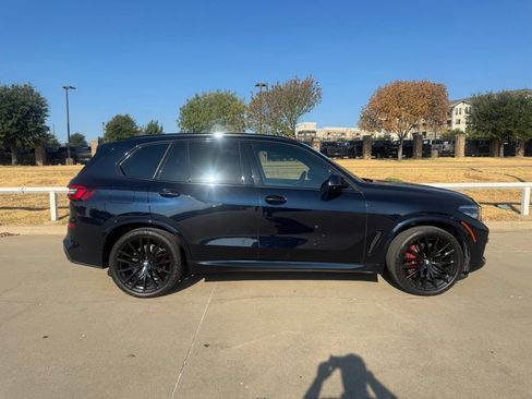 Used 2023 BMW X5 xDrive40i w/ M Sport Package AWD/4WD image 3