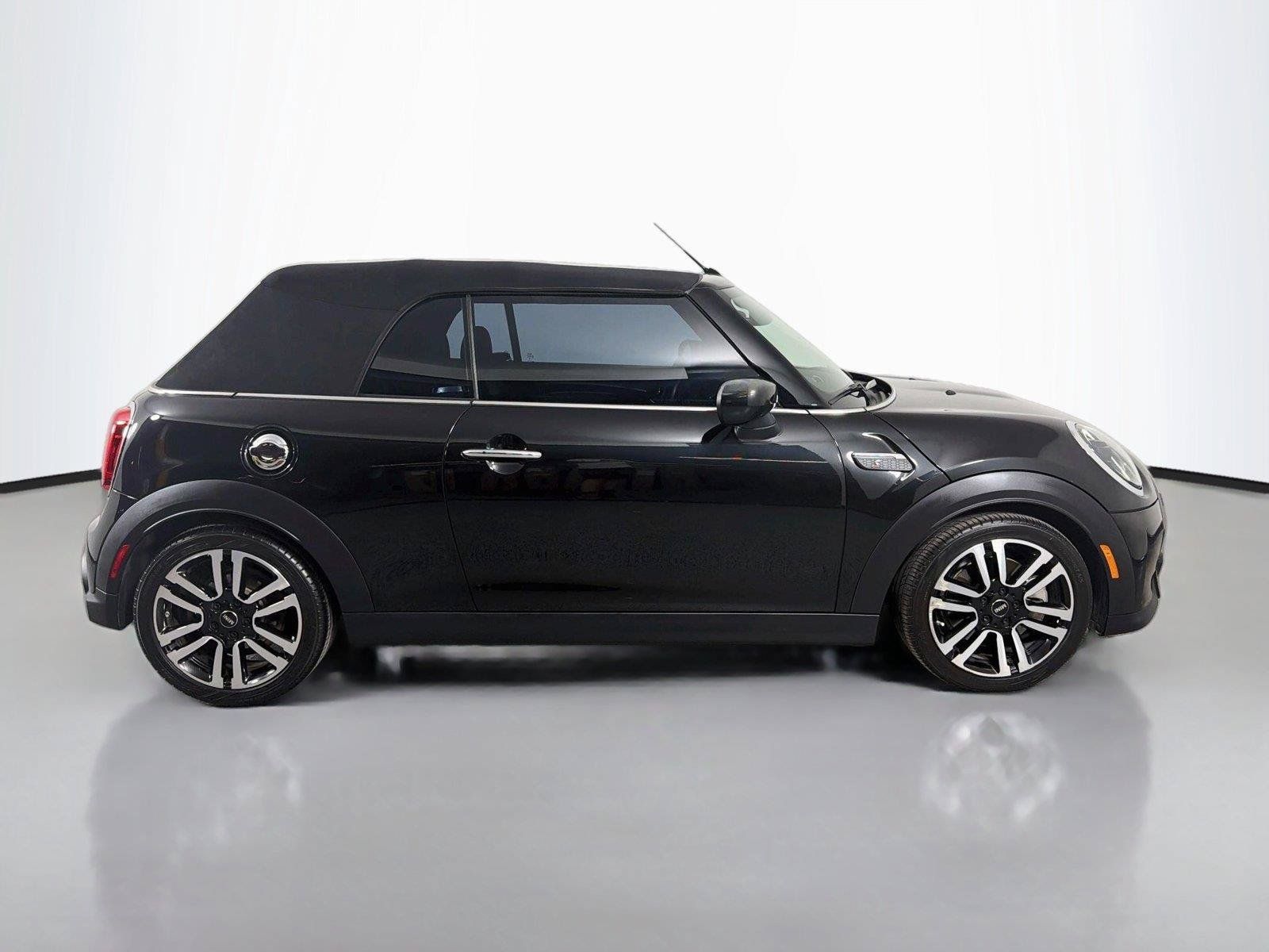Used 2024 MINI Cooper S FWD image 4