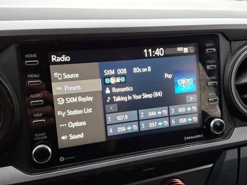 Used 2020 Toyota Tacoma TRD Off-Road image 17