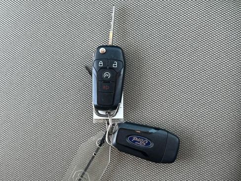 Used 2019 Ford F150 XLT w/ Equipment Group 302A Luxury AWD/4WD image 29