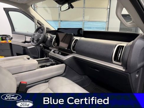 Certified 2025 Ford Expedition Max Active image 29