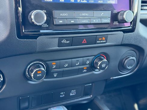 Used 2023 Nissan Frontier SV image 30