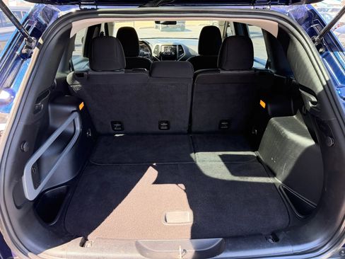 Used 2014 Jeep Cherokee Sport FWD image 17