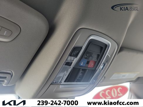 Used 2022 RAM 1500 Laramie AWD/4WD image 32