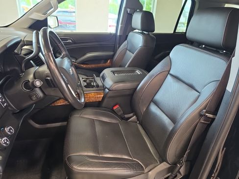 Used 2020 Chevrolet Tahoe Premier AWD/4WD image 15