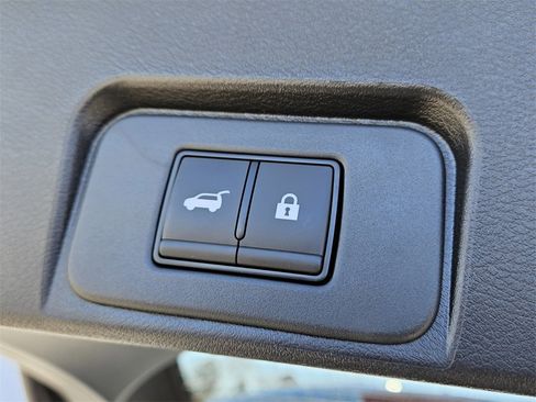 New 2026 Nissan Rogue SV image 10