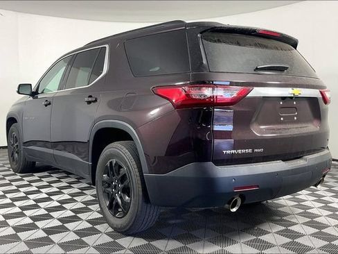 Used 2021 Chevrolet Traverse LT AWD/4WD image 2