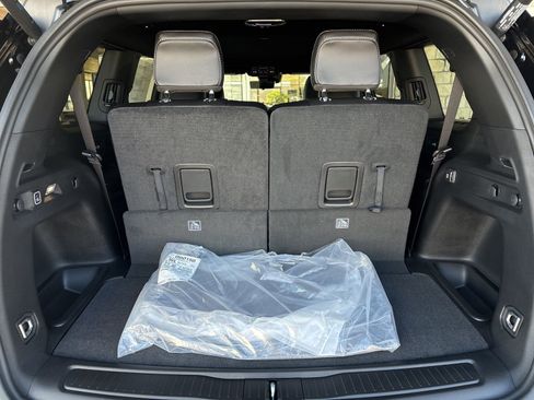 New 2025 Jeep Grand Cherokee L Limited w/ Luxury Tech Group II image 23