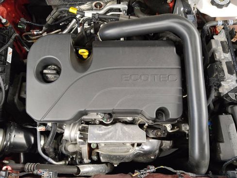 Used 2024 Chevrolet Equinox LT image 30