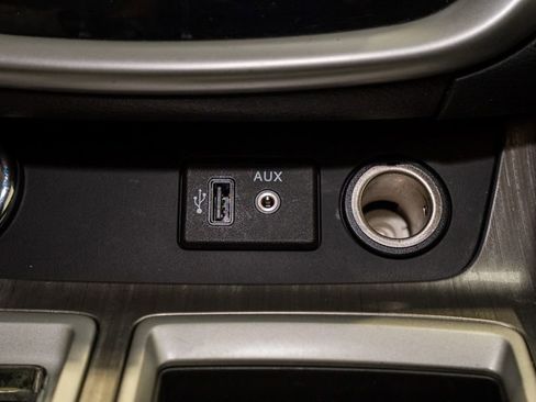 Used 2018 Nissan Murano SL image 16