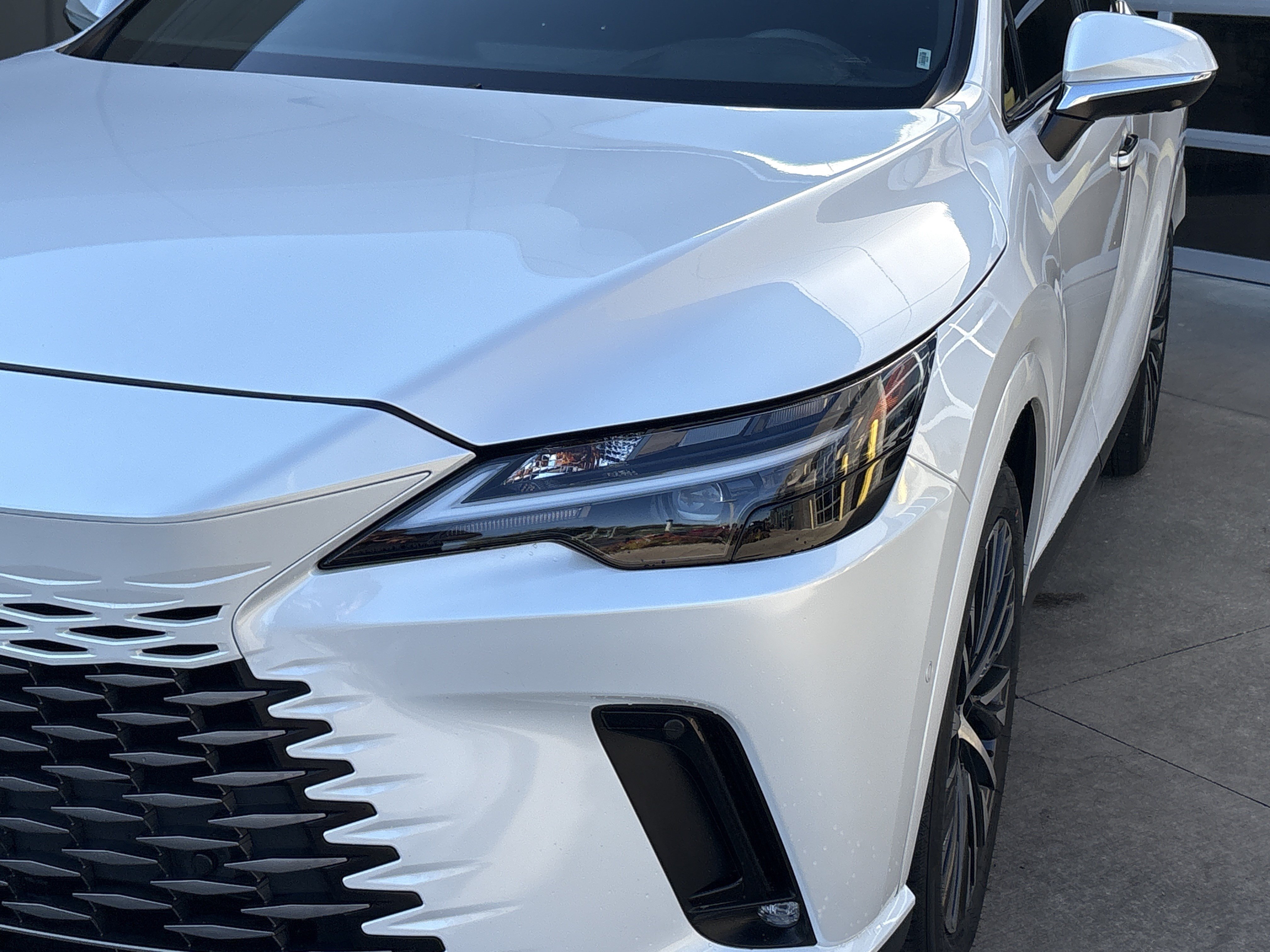 Used 2025 Lexus RX 350 w/ Convenience Package AWD/4WD image 6