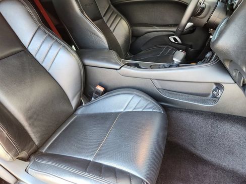 Used 2016 Dodge Challenger SRT RWD image 14