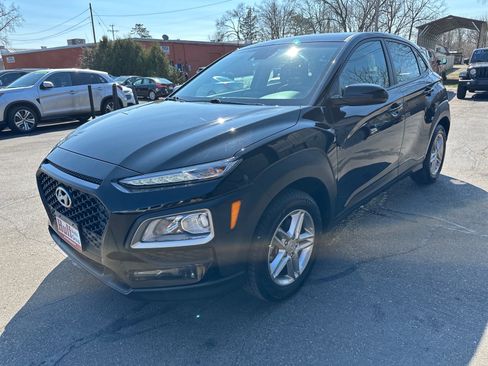Used 2021 Hyundai Kona SE w/ Cargo Package image 5