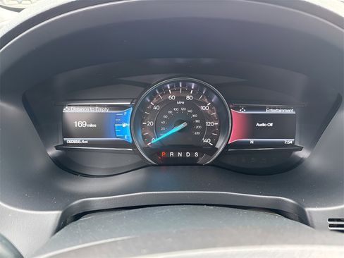 Used 2018 Ford Explorer XLT w/ Equipment Group 201A image 26