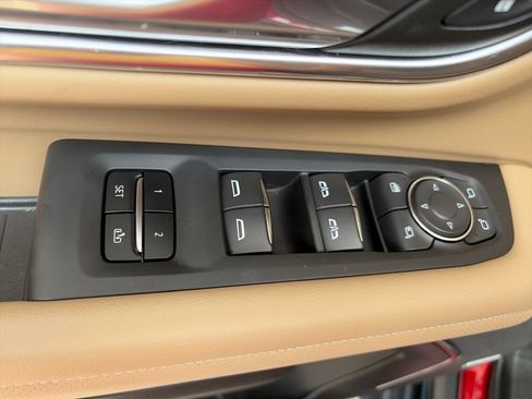 Certified 2024 Chevrolet Tahoe Premier RWD image 24