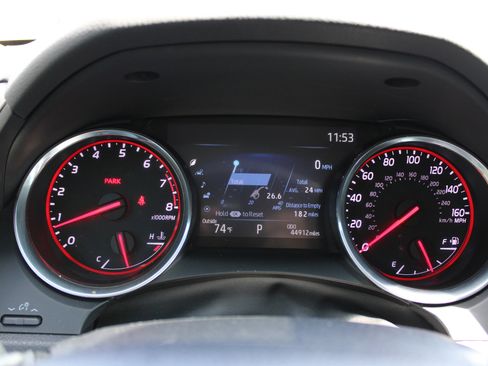 Used 2020 Toyota Camry XSE image 22