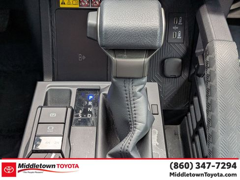 Certified 2025 Toyota 4Runner Trailhunter AWD/4WD image 28