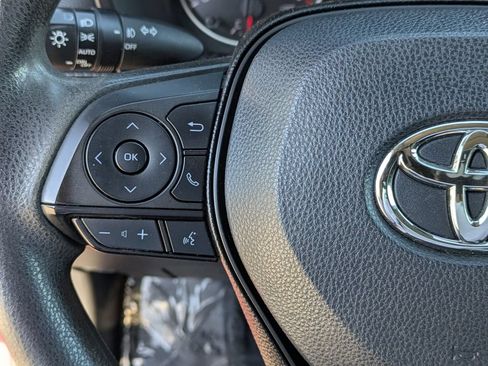 Used 2021 Toyota RAV4 XLE w/ Carpet Mat Package (TMS) FWD image 24