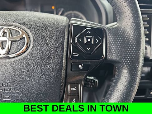 Used 2023 Toyota 4Runner TRD Off-Road AWD/4WD image 17