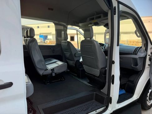 Used 2019 Ford Transit 150 XL RWD image 20
