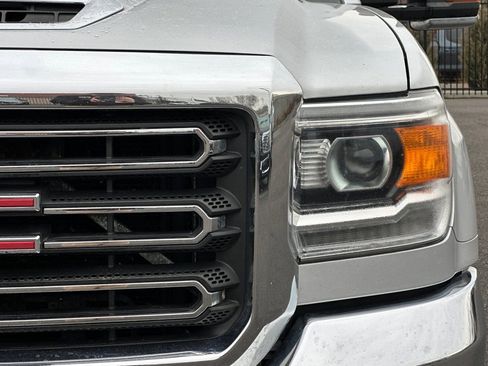 Used 2019 GMC Sierra 2500 SLT w/ Duramax Plus Package image 51