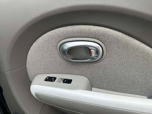 Used 2017 Kia Soul EV image 9